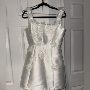 Elliatt White Floral Appliqué Women’s Dress